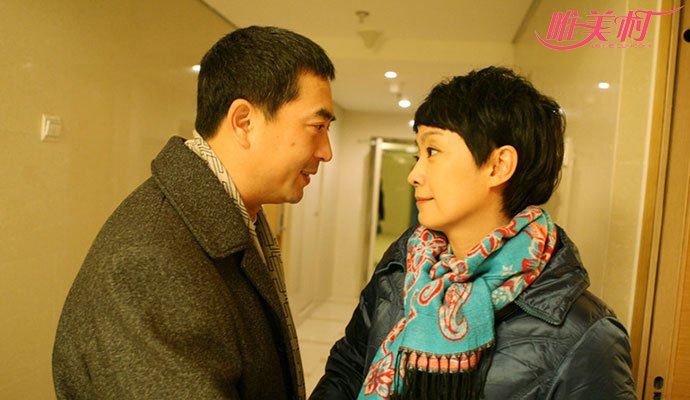演员王海燕的前夫照片王海燕与老公张嘉译低调结婚