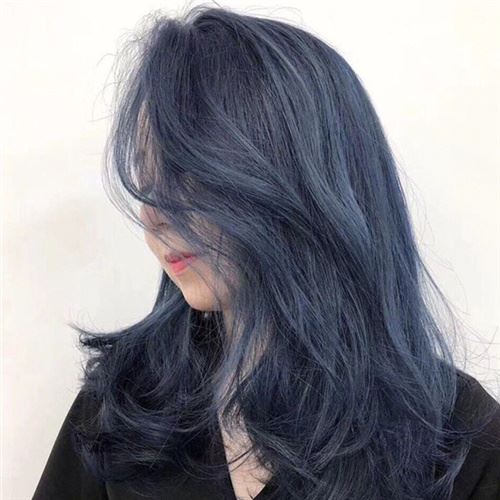 雾蓝色头发效果图 雾蓝色褪色后什么颜色