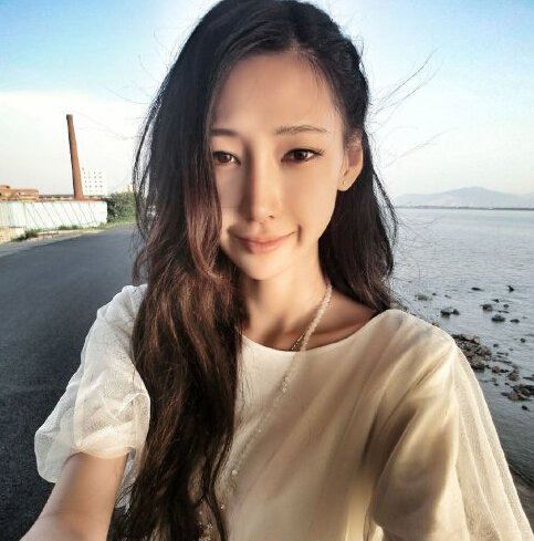 李荣浩模特是写给谁的 前女友陆瑶的性感美照