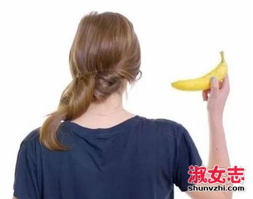 2017流行的丸子头扎法 香蕉丸子头怎么扎