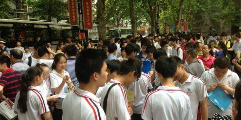 2022重庆中考延期一个月 2022重庆中考考试时间科目安排