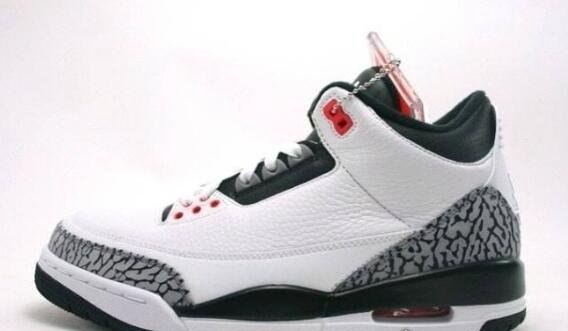 aj是什么意思 是乔丹球鞋品牌Air Jordan的英语缩写
