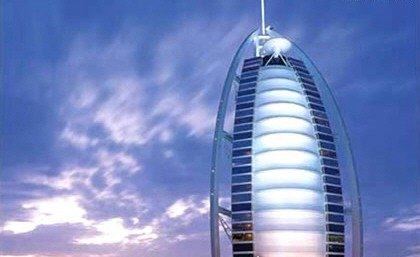 迪拜十大疯狂建筑 风中烛火大厦最妖娆(迪拜塔乃世界最高楼)