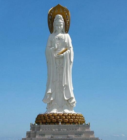 世界上最大的观音像 中国南海观音佛像(高108米/耗资8亿)