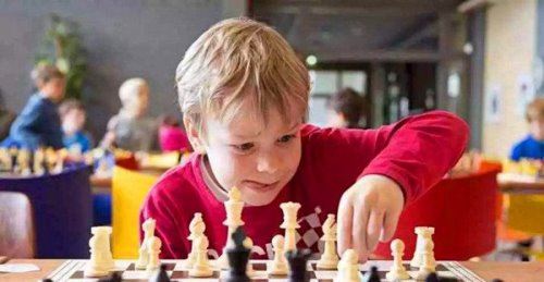 国际象棋怎么玩 国际象棋的简单玩法教学(小白萌新收藏)