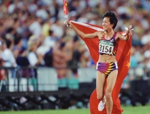 无人超越的10000米世界纪录王军霞 23年后被阿亚娜打破