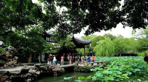 中国四大名园有那些 颐和园是现存最完整的皇家园林(留园最小)