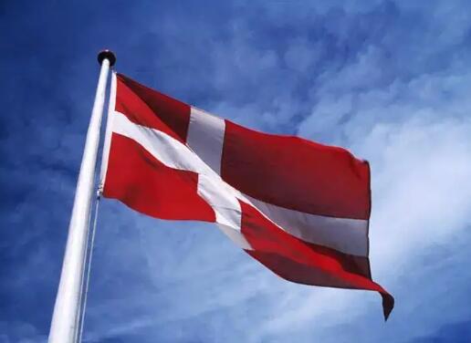 世界上最古老的国旗是哪国的，丹麦国旗(也是世界上第一面国旗)