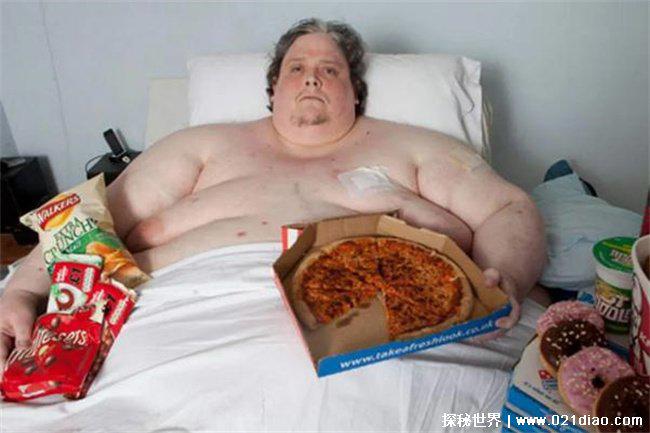 盘点世界最胖男人，曼努埃尔乌里韦 (572公斤)