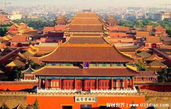 世界上最大的宫殿，北京故宫(占地面积72万平方米)