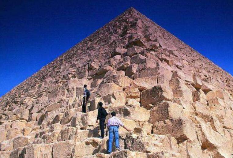 埃及金字塔未解之谜，科学无法解释的七大谜团