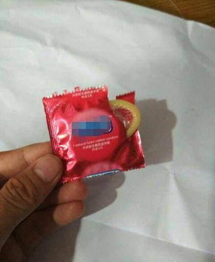 避孕套的使用方法 真人演示
